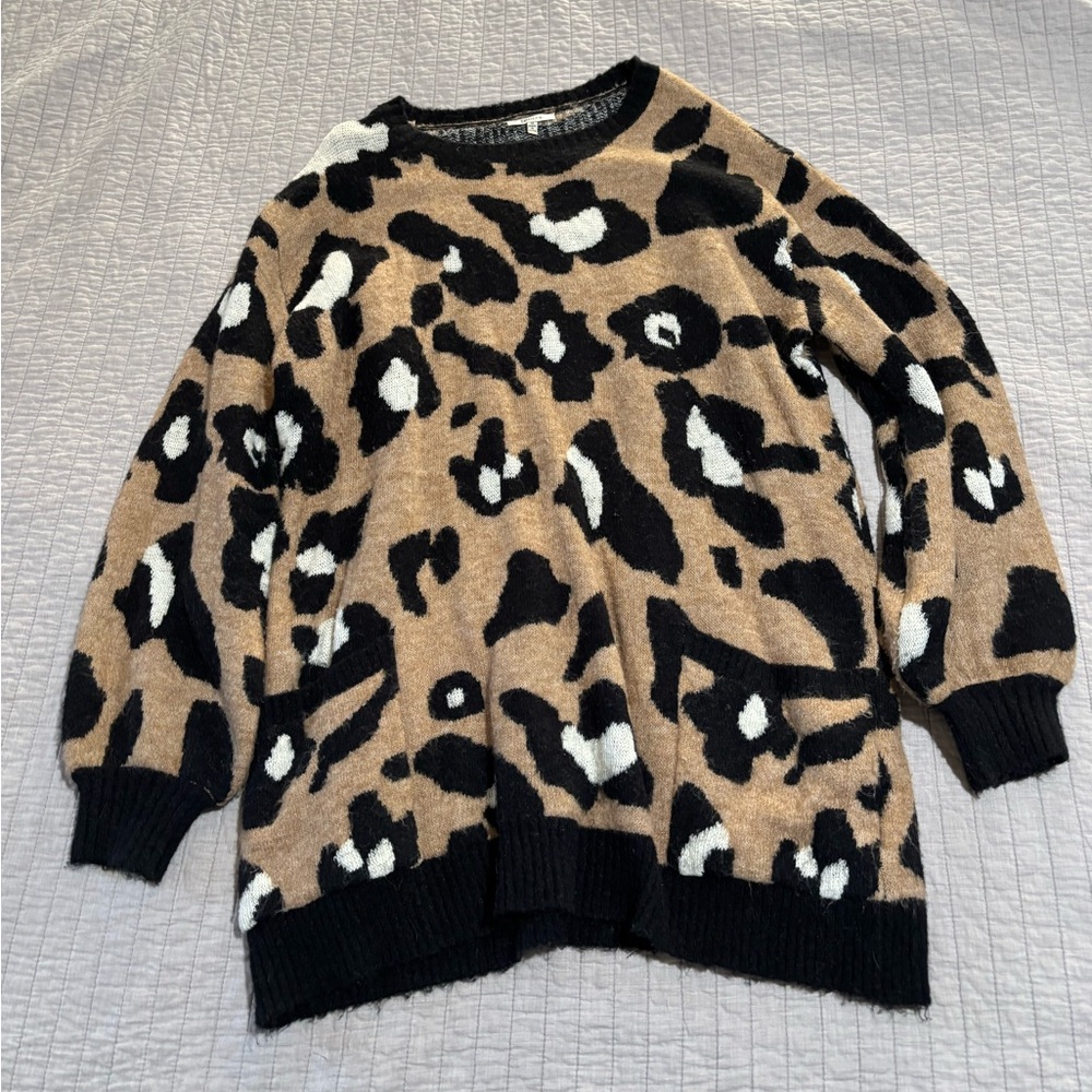 JODIFL Black and Tan Animal Print Sweater